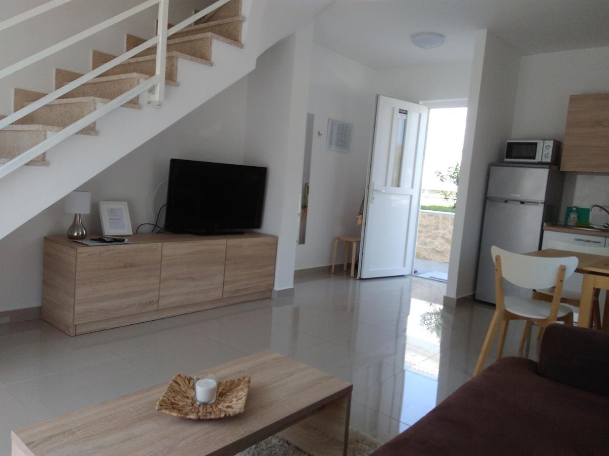 Luxury Apartments Cuba 1 Novalja Εξωτερικό φωτογραφία