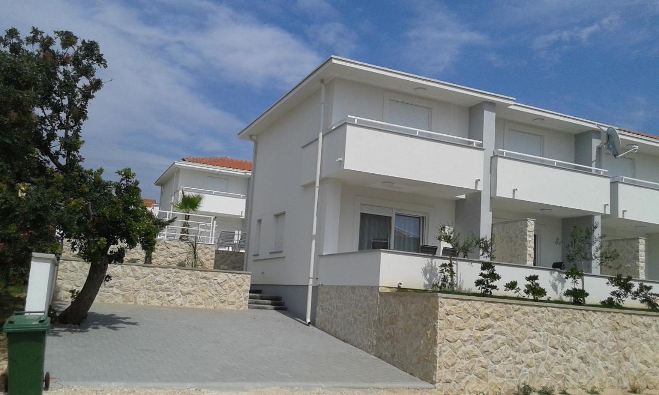 Luxury Apartments Cuba 1 Novalja Εξωτερικό φωτογραφία