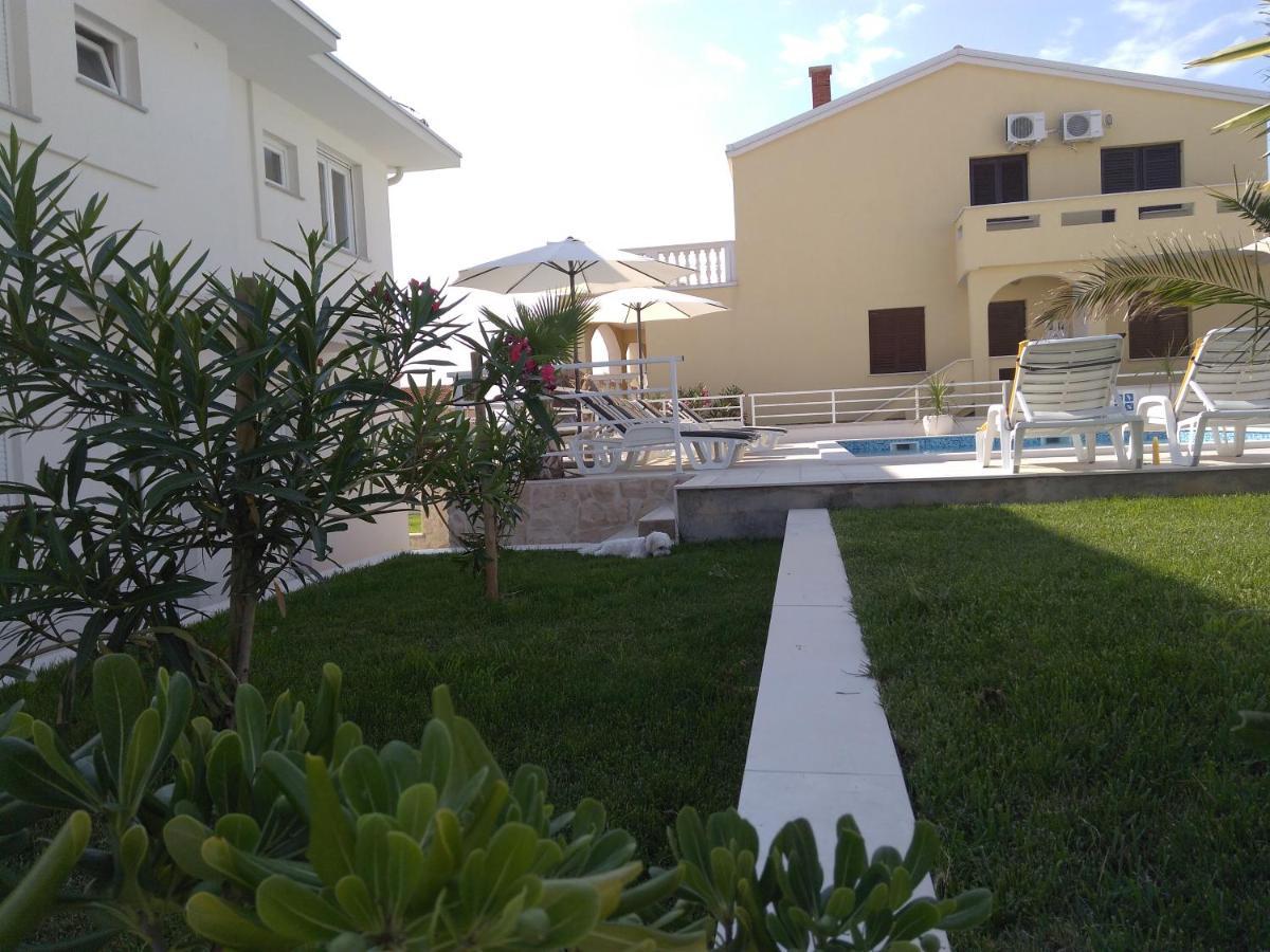 Luxury Apartments Cuba 1 Novalja Εξωτερικό φωτογραφία